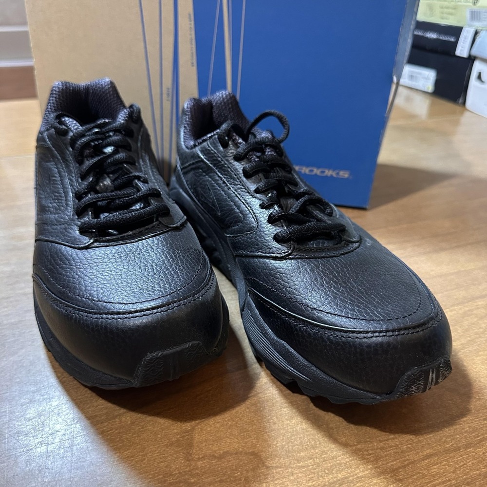 Brooks Addiction Walker Shoes Womens Size 9.5 Narrow 2A Black Walking Leather